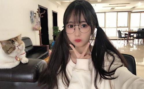 娱乐吃瓜酱台湾妹子视频